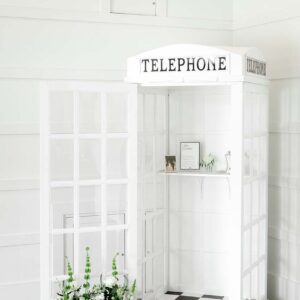 White British-style phone booth rental for weddings – perfect photo booth or audio guest book backdrop with no assembly required, elegant event decor.